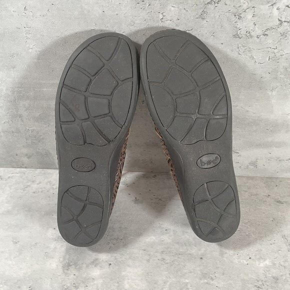 BOC Born Concept Womens Size 11M Peggy Slip On Brown Tooled Casual‎ Leather Shoe - Picture 6 of 7